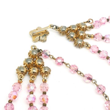 3 row 40s 50s necklace with light pink and schiaparelli pink faceted glass beads   bliinkt
