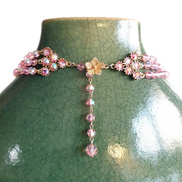 3 Strand mid century necklace with light pink and schiaparelli pink faceted glass beads - Bliinkt