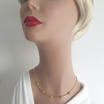 Attwood & Sawyer - delicate goldtone necklace with clear rhinestones - Bliinkt
