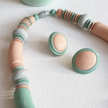 Avon 'Sunbleached Colors' 1987 necklace and earring set