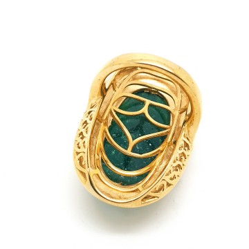 Large gold bonded ring with green stone - Bliinkt