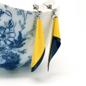 Black and yellow enamelled 70s/80s earrings - Bliinkt
