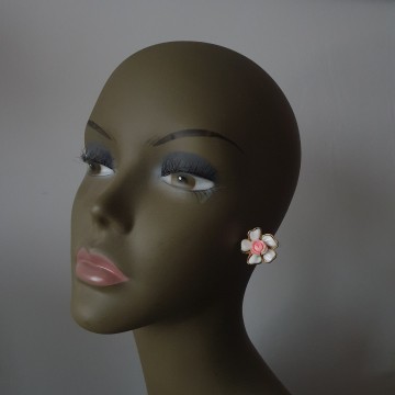 Flower earrings white leaves and pink rose