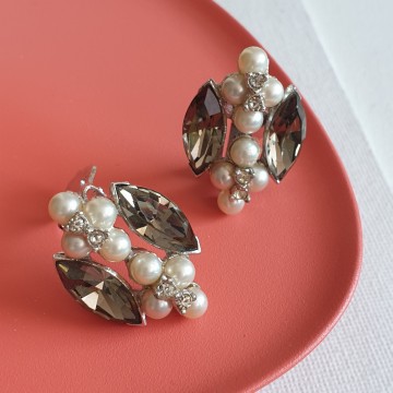 Bogoff 50s strass and pearl earrings