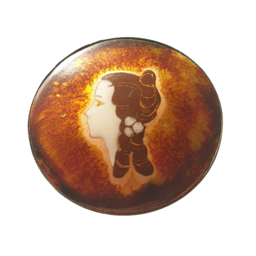 Broche met meisjeskopje