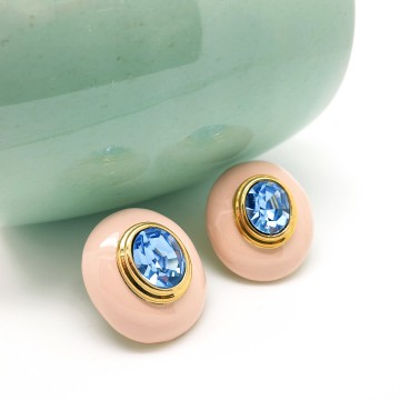 Cabouchon - oval pink enamelled stud earrings with baby blue facetted glass stone, 90s - Bliinkt
