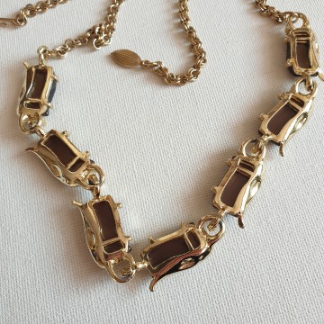 Chocolat brown thermoplastic necklace