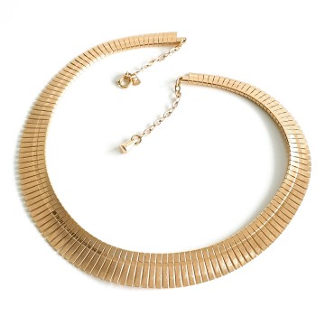 Cleopatra-style short goldtone neckace - Bliinkt