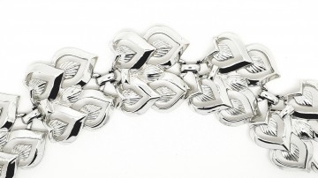 Coro zilverkleurige brede armband met hartvormige schakels 2