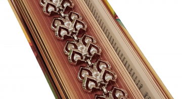 Coro zilverkleurige brede armband met hartvormige schakels 4