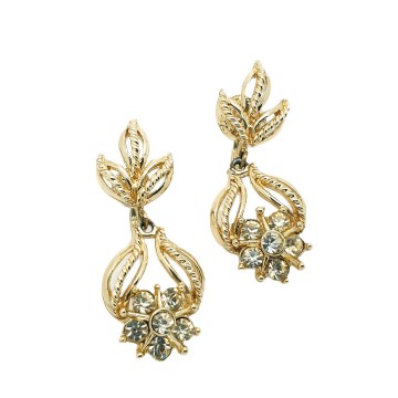 Coro - goldtone dangle earrings with a clear rhinestone flower - Bliinkt