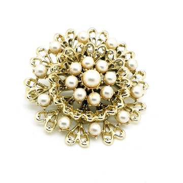 Coro pearl brooch and pendant