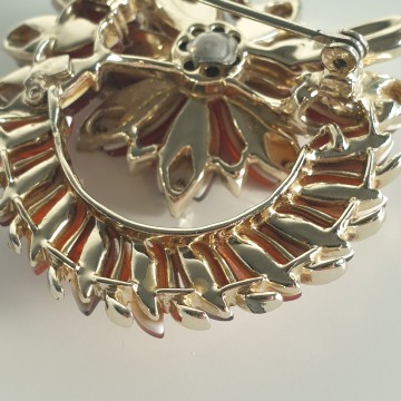 Coro thermoset red orange brown round leaf brooch back - Bliinkt