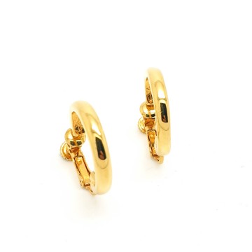 Courrèges Paris - goldtone hoop earrings with interchangeable hearts with logo - Bliinkt