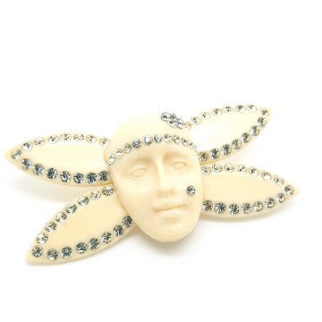 Lucite 20s flapper girl brooch with rhinestones - Bliinkt