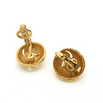 Crown Trifari - goldtone round clip earrings - Bliinkt