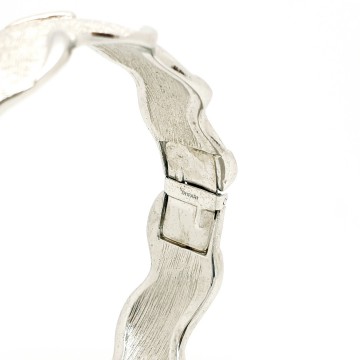 Crown trifari silvertone brushed clamp bracelet signed