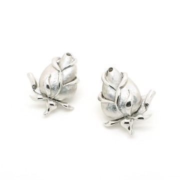 Crown trifari silvertone rose bud earrings