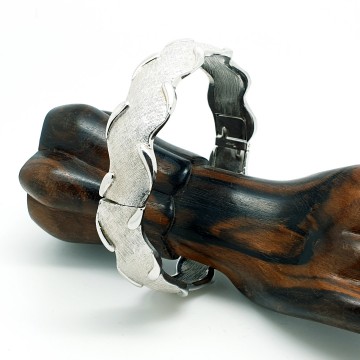 Crown trifari zilverkleurige klemarmband