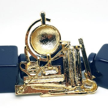 Danecraft - world traveller brooch - Bliinkt