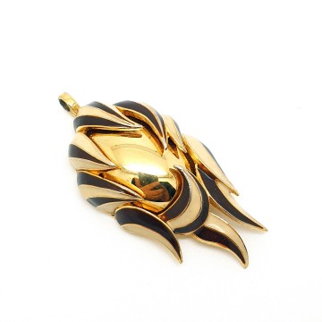 D'Orlan - shiny goldtone egg pendant with beige and brown enamelled frame - Bliinkt