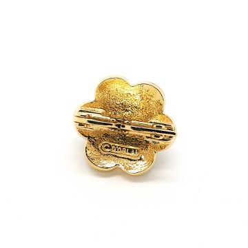 D'Orlan - tiny flower pendant with faux center pearl surrounded by enamelled leaves - Bliinkt