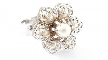 Emmons ring 'Rapture'