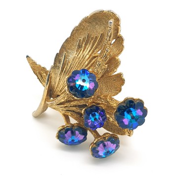 Exquisite - goldtone brooch with purple flower shaped rhinestones - Bliinkt