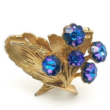 Exquisite - goldtone brooch with purple flower shaped rhinestones - Bliinkt