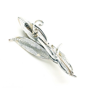 Silvertone filigree brooch with plastic tigers eye cabochon - Bliinkt