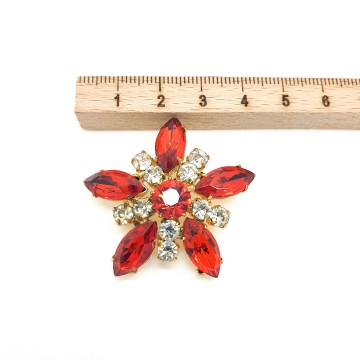Flower shaped brooch with red navette and tiny clear rhinestones - Bliinkt