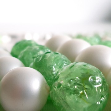 Germany - 4 strand necklace with green and faux pearl beads - Bliinkt