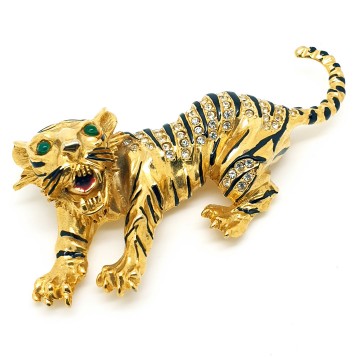 Goldtone tiger brooch with rhinestones and green eyes - Bliinkt