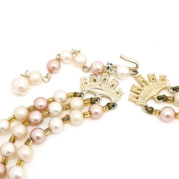 Japan - Roze met witte 3-rijige kralenketting - Bliinkt