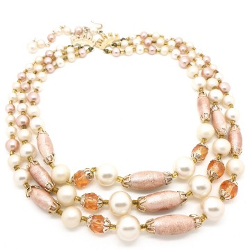 Japan - Roze met witte 3-rijige kralenketting - Bliinkt