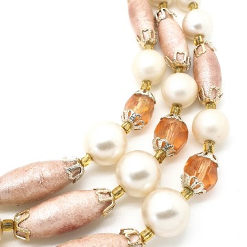 Japan - Roze met witte 3-rijige kralenketting - Bliinkt