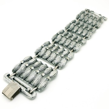 Jewelcraft/Coro brede, zilverkleurige armband