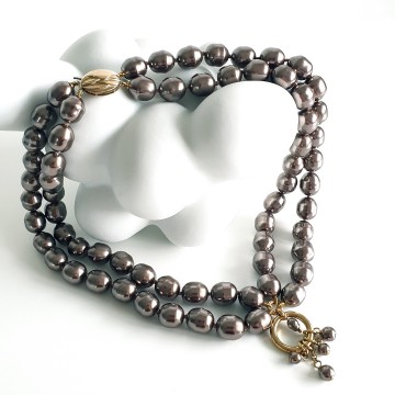 JKa köhle & Co - Bronze coloured pearl necklace with goldplated sterling closure - Bliinkt