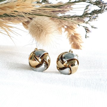 Tiny duotone woven clip earrings - Bliinkt