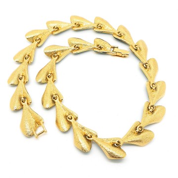 Short goldtone black enamelled necklace numbered 3038 - Bliinkt