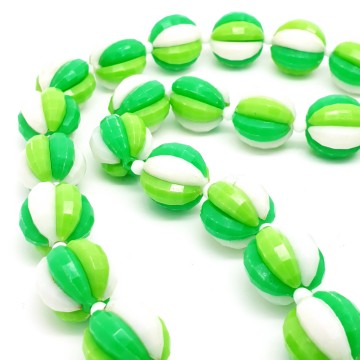 Long necklace with white and green faceted plastic beads - Bliinkt