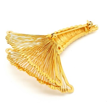 Large goldtone cornucopia brooch
