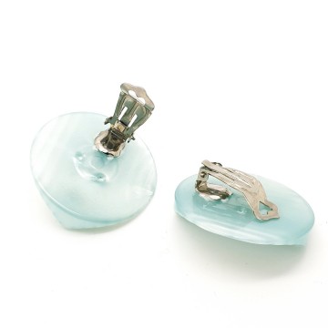 Light green plastic ribbed 80s earrings back - Bliinkt