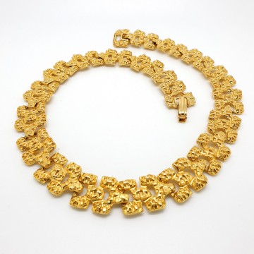 Majestic Cameo set 22 KT goldplated necklace