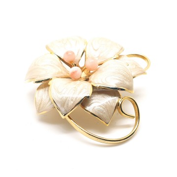 Marbled ivory enamelled flower brooch with pink beads - Bliinkt