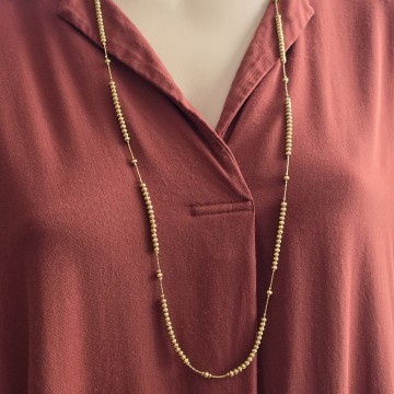Monet - long goldtone necklace with tiny beads - Bliinkt