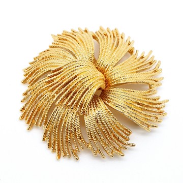 Monet cordelia goldtone spray brooch 1