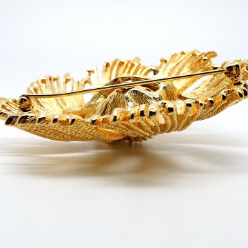 Monet cordelia goldtone spray brooch back