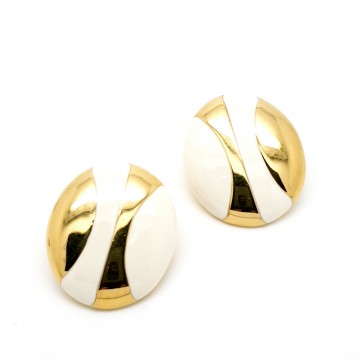 Monet crème goudkleurige oorbellen