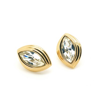 Monet - catseye stud earrings with crystal glass stone - Bliinkt